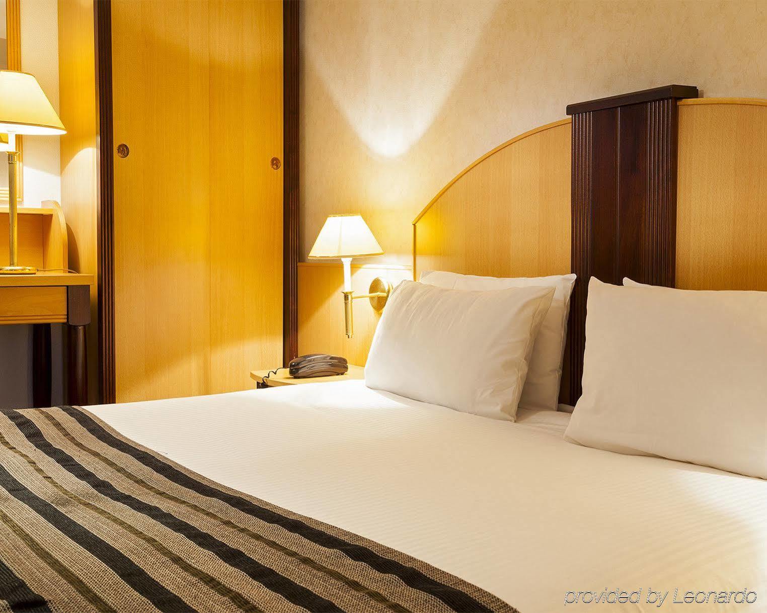 B&B Hotel Brétigny-sur-Orge المظهر الخارجي الصورة